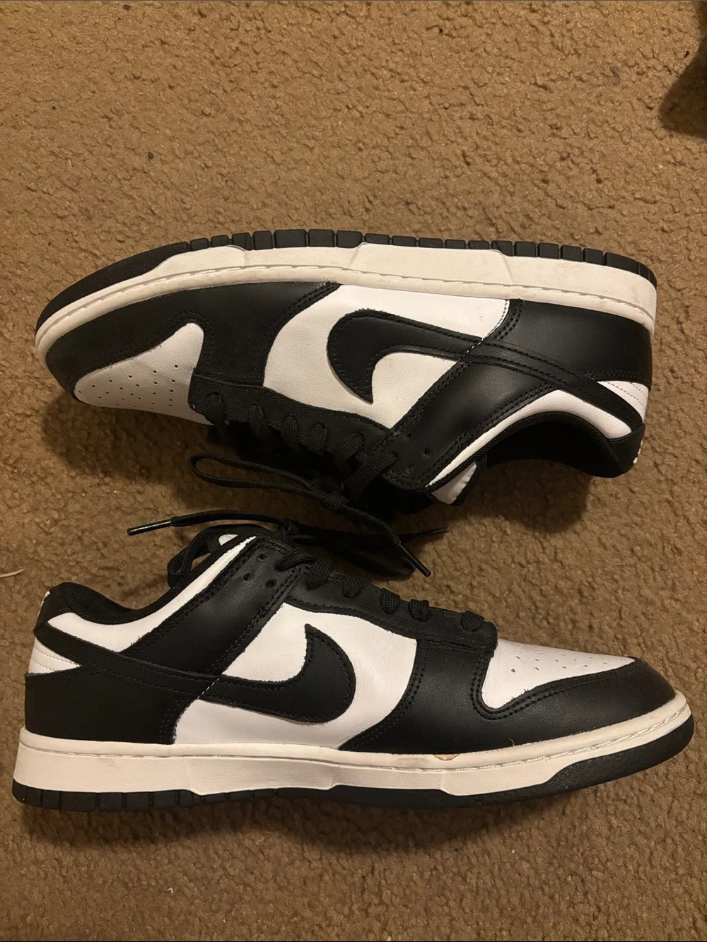 Nike Men’s Punk Black and White Low-Top Sneakers